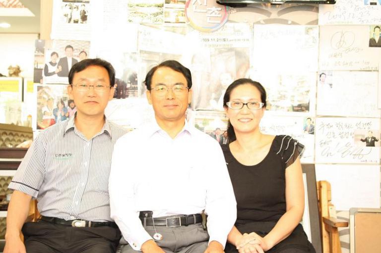 ( 2011.9.7 ) 제9대 정보통신부 진대제 장관님과 이동은 수원 점주님과 함께...