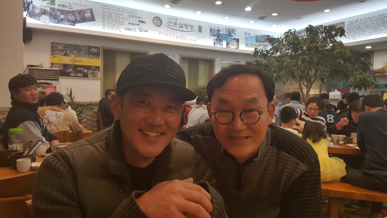 하영호신촌설렁탕 단골 유명인사